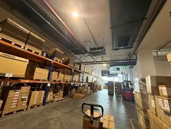 Pandan Crescent (D5), Warehouse #635434081